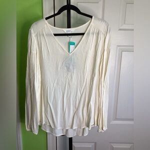Market & Spruce Cream Blouse, size Medium, NWT